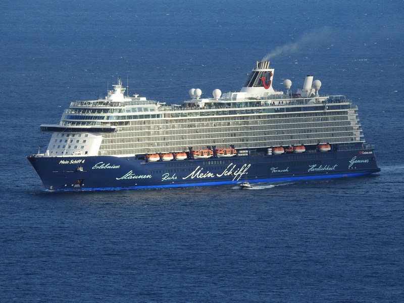 Vijf cruiseschepen verlaten de Perzische Golf