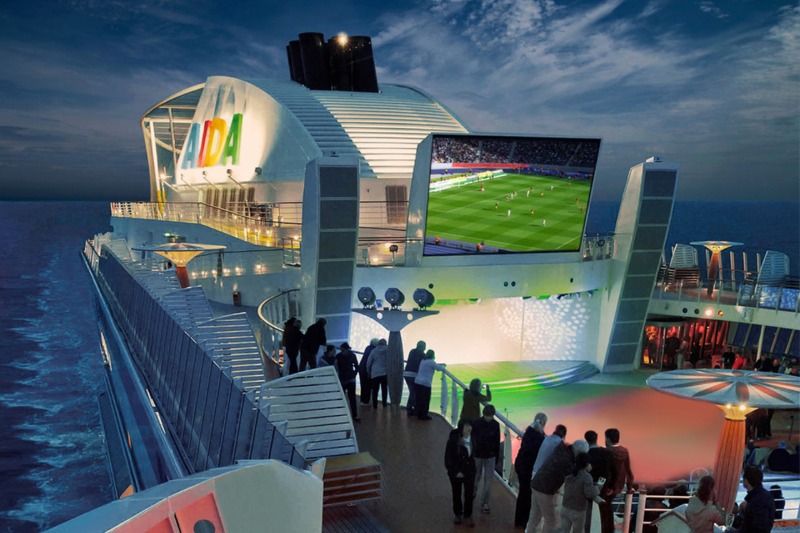 AIDA_vertoont_deze_zomer_WKwedstrijden_van_Duitsland_live_aan_boord