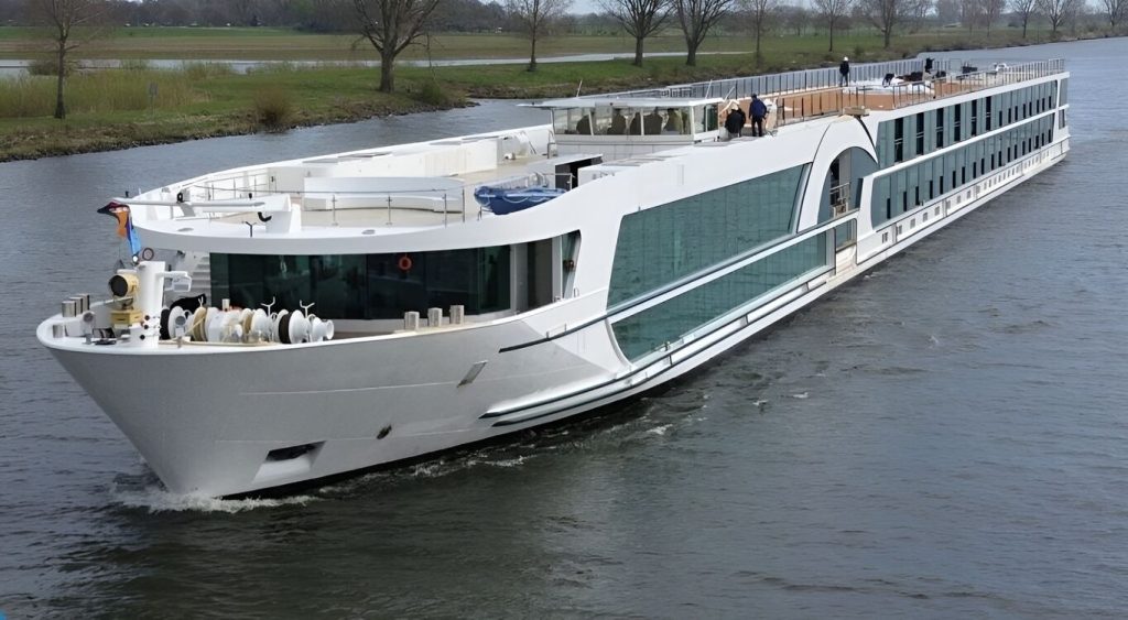 Batterijpakket geleverd voor hybride rivierschip Amadeus Aurea		