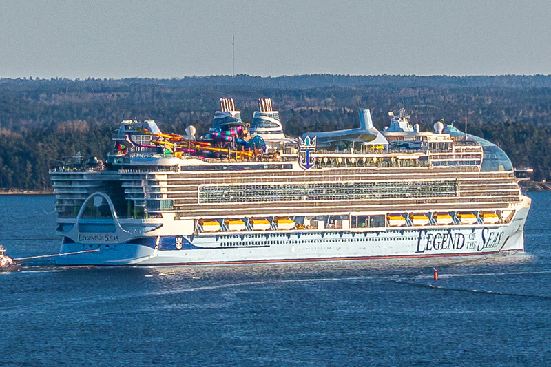 Royal Caribbean past route van Legend of the Seas aan		