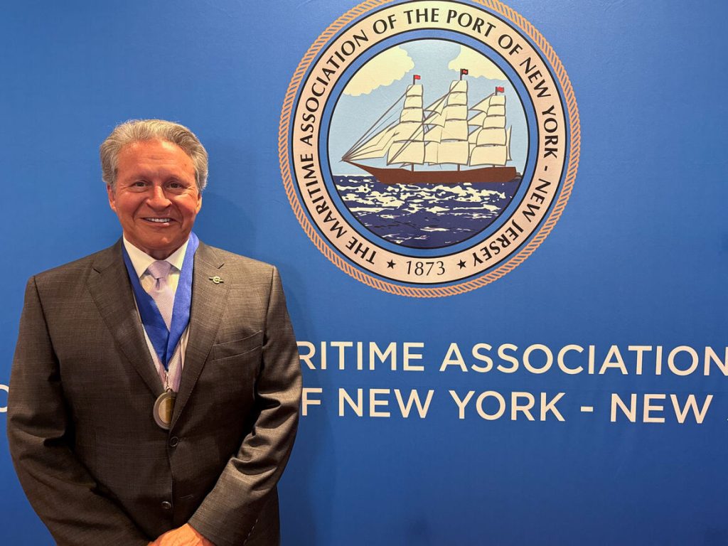 CEO van Port Canaveral opgenomen in Maritime Hall of Fame	