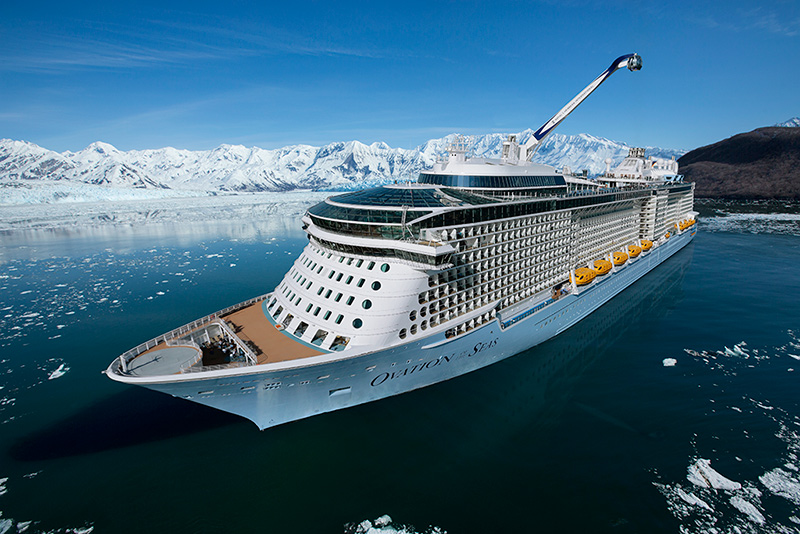 Ovation of the Seas slaat gletsjerroute bij Hubbard Glacier over	