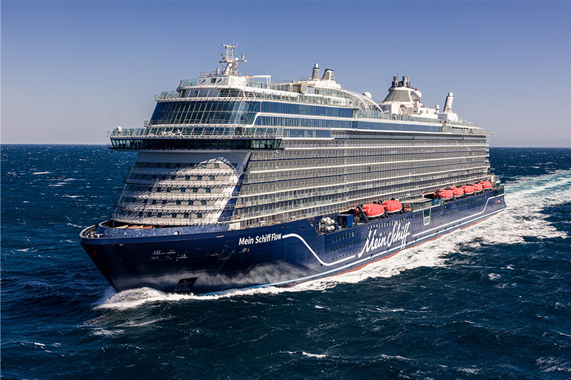 Fincantieri_levert_Mein_Schiff_Flow_op_bij_scheepswerf_in_Monfalcone