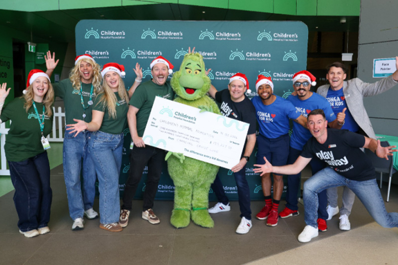 Carnival_viert_Kerst_in_juli_bij_Queensland_Childrens_Hospital