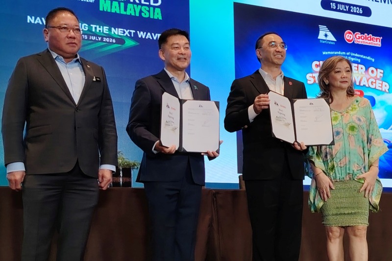 StarCruises_verhuurt_Star_Voyager_voor_speciale_vaarten_in_december_