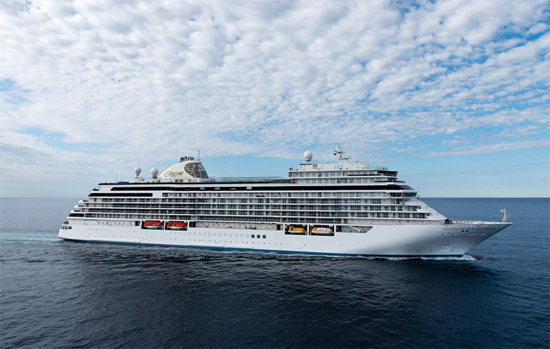 Seven_Seas_Explorer__jaar_in_dienst_bij_Regent_Seven_Seas
