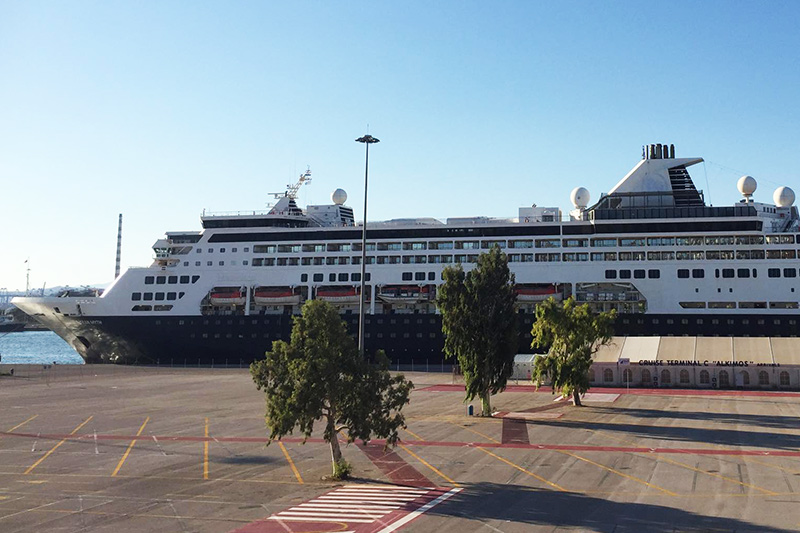 Drie_cruiseschepen_van_Seajets_liggen_nog_steeds_stil_in_Griekenland