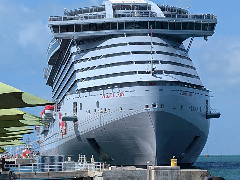 Valiant_Lady_viert__jaar_dienst_voor_Virgin_Voyages