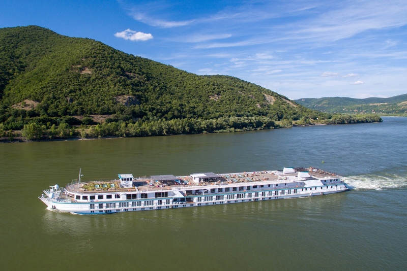 Riverside_brengt_kerstcruises_op_de_Donau_met_de_Riverside_Mozart