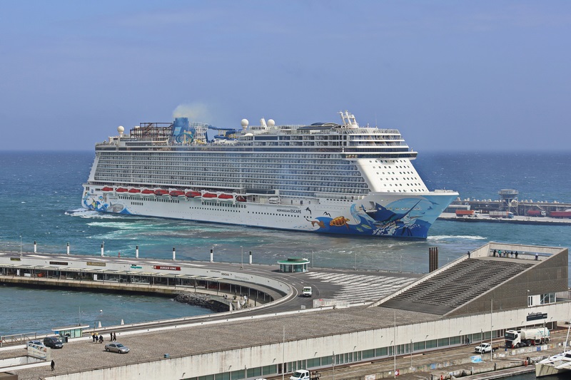 Norwegian_Escape_verhuist_naar_New_York