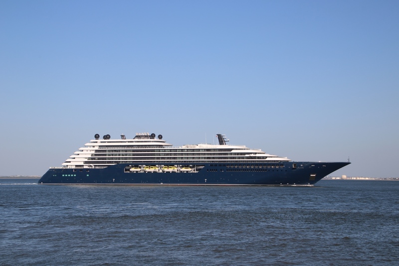 Omzet Ritz-Carlton Yacht Collection stijgt 42 procent, verlies blijft