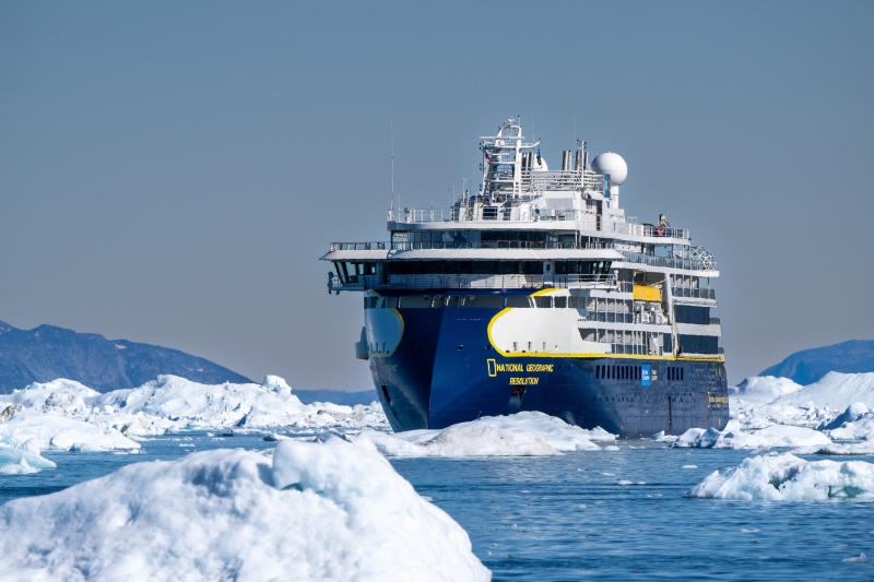Lindblad neemt belang in twee luchtvaartmerken in grootste deal ooit