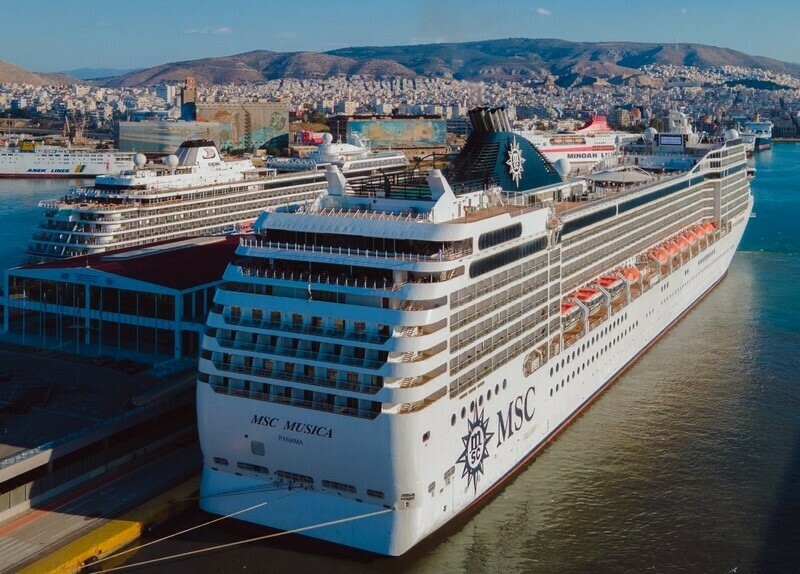 MSC_Musica_in_droogdok_voor_grote_verbouwing