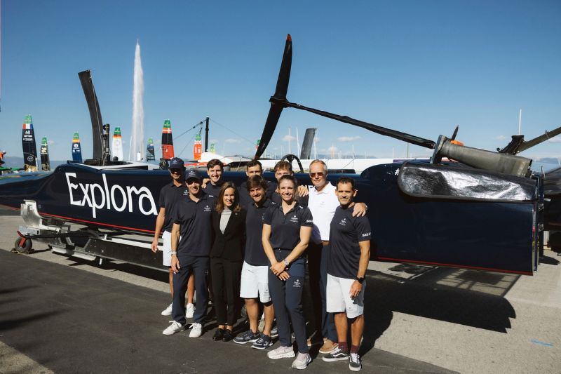 Zwitsers SailGP-team van Explora Journeys vaart thuiswedstrijd in Genève