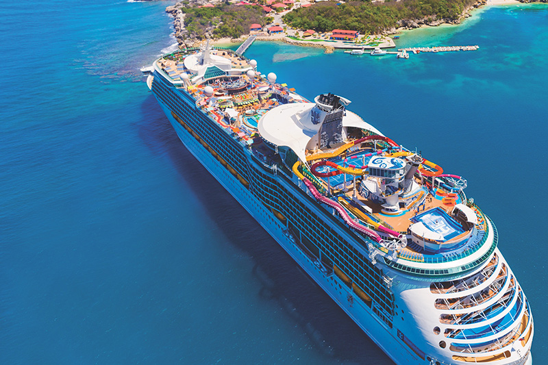 Royal_Caribbean_past_route_Navigator_of_the_Seas_aan_vanwege_orkaan