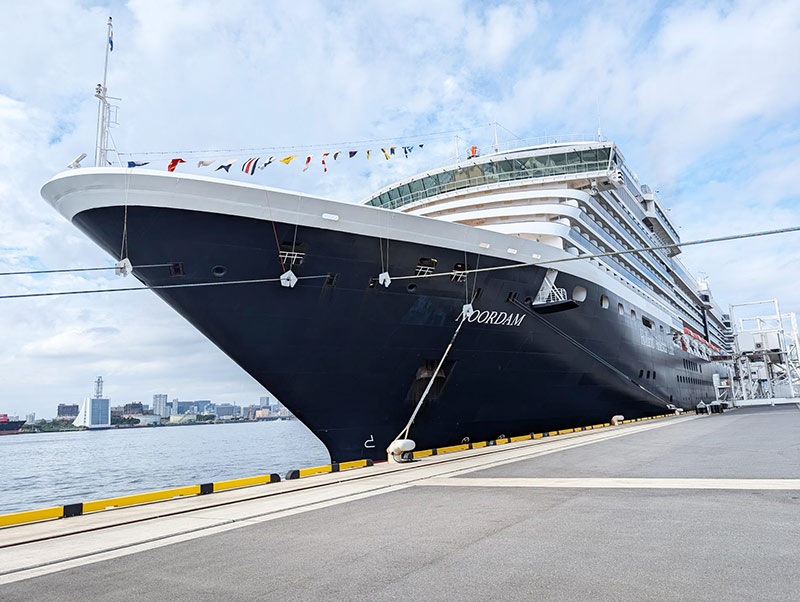 Noordam_van_Holland_America_op_daagse_reis_naar_Alaska_en_Hawaii