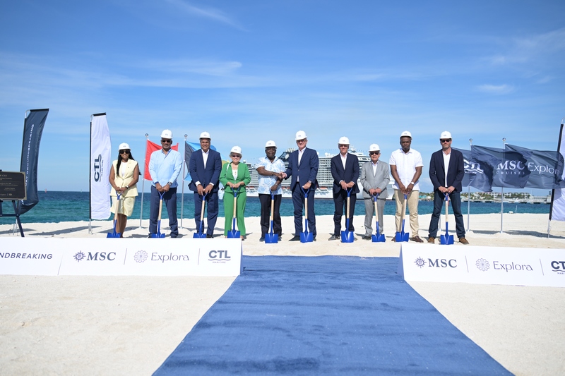 MSC_start_met_de_bouw_van_priveiland_Sandy_Cay_op_de_Bahamas