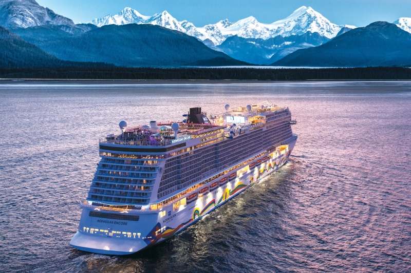 Norwegian_Encore_sluit_recordseizoen__in_Vancouver_af