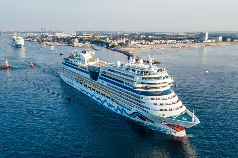 AIDAs_eerste_wereldcruise_vanuit_Warnemnde_vertrekt_in_
