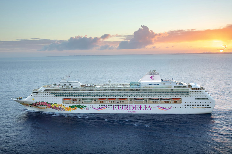 Cordelia_Cruises_vaart_voor_het_eerst_met_twee_schepen_Sky_en_Empress